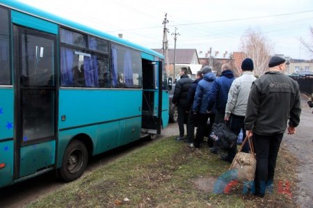 ВАЖНО: В ЛНР украинских пленных отправили к месту проведения обмена (ФОТО)