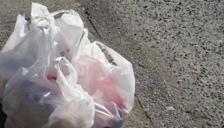 В Греции ввели налог на пластиковые пакеты