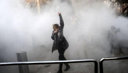 Протестующие в Иране почему то кричат «Смерть России»