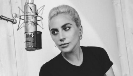 Леди Гага может исполнить официальный гимн ЧМ-2018 в России