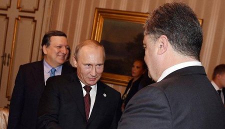 Песков: встречи Путина и Порошенко имеют место