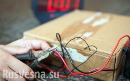 В здании Минобороны ДНР обнаружен подозрительный предмет, работают саперы (+ВИДЕО)