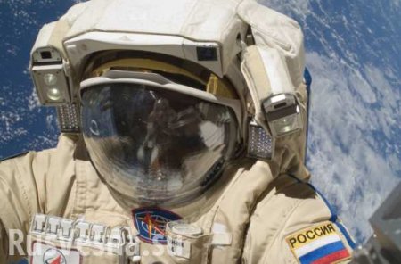 Установлен новый рекорд по пребыванию в российских скафандрах в открытом космосе