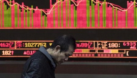 Китайские биржи рухнули вслед за американскими