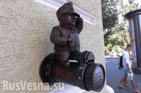 В Одессе во второй раз похитили памятник солдату Швейку