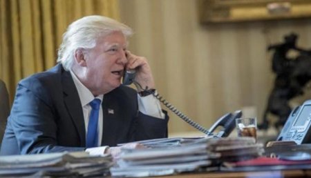 Трамп час ругался по телефону с президентом Мексики из-за стены