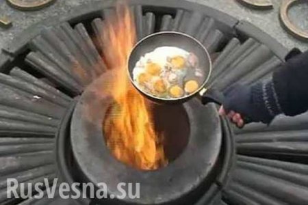ЕСПЧ обязал Украину выплатить €4 тысячи девушке, жарившей яичницу на Вечном огне