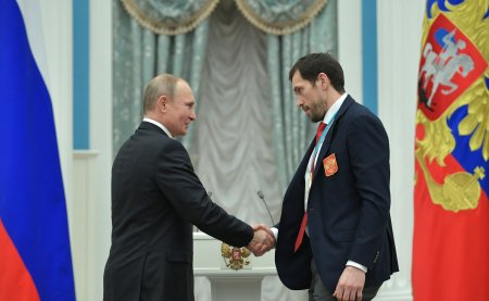 Путин вручил награды российским олимпийцам (ФОТО, ВИДЕО)