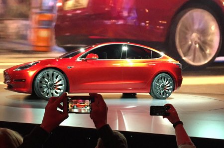 Обратный отсчет: Как Tesla оказалась в шаге от банкротства