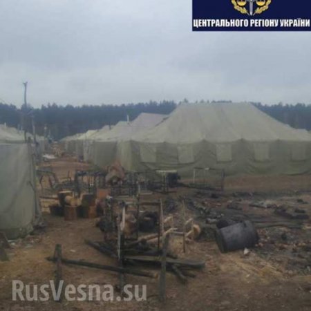 Пожар в воинской части на Украине: есть пострадавший, сгорело имущество (ФОТО)