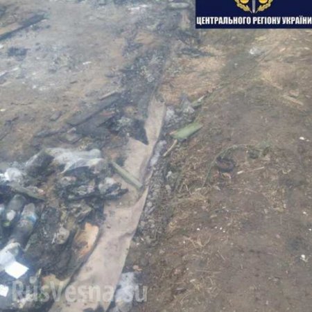 Пожар в воинской части на Украине: есть пострадавший, сгорело имущество (ФОТО)