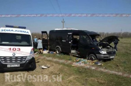 ВАЖНО: В Крыму электричка протаранила автобус, есть жертвы (+ФОТО, ВИДЕО)