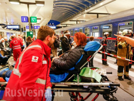 Столкновение поездов в Австрии: десятки пострадавших (ФОТО, ВИДЕО)