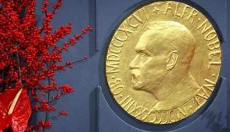 И сюда добрались: Нобелевcкую премию по литературе хотят перенести из-за секс-скандала