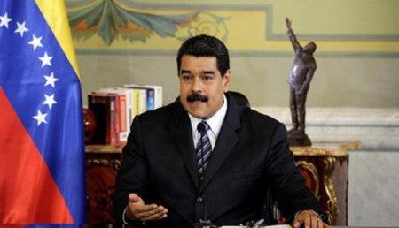 Президента Венесуэлы изобразили на избирательном бюллетене 10 раз