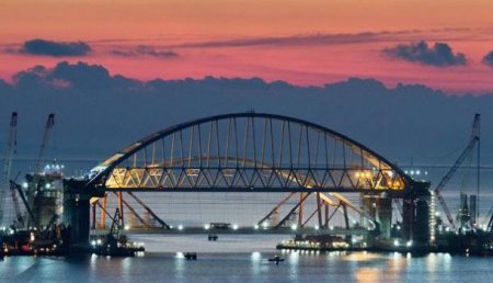 Голландским компаниям грозят миллионным штрафом за помощь в строительстве Крымского моста