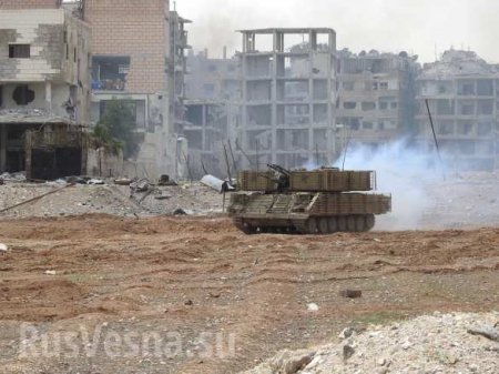 Ад под Дамаском: ВКС и САА атакуют, в Ярмуке страшная вонь от сотен разлагающихся боевиков (ВИДЕО, ФОТО 18+)