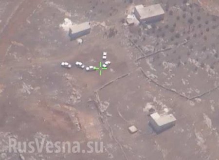 Бойня в Сирии: ВКС РФ отследили концентрацию сил боевиков, а ВВС САР превратили их в пепел (ФОТО, ВИДЕО)