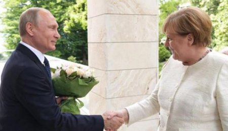 Дикие люди: Яровая прокомментировала статью Bild о букете, подаренном Путиным Меркель