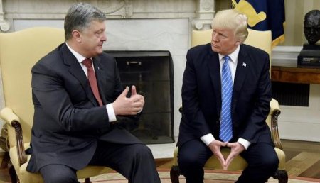 СМИ: в администрации Порошенко пришлось оправдываться из-за проплаченной встречи с Трампом