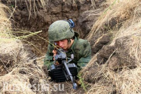 В ДНР впервые прошли масштабные военные учения с участием всех силовых структур