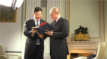Пиво, футбол и планы на будущее: Путин ответил на вопросы китайцев (ФОТО, ВИДЕО)