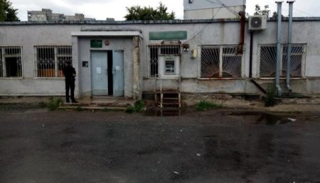 В Харькове грабители подорвали банкомат и ушли с добычей