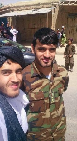 Чудеса и ужас Афгана: талибы и солдаты братаются, а ИГИЛ наносит им удар в спину (ФОТО)