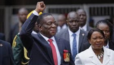 На предвыборном митинге президента Зимбабве прогремел взрыв