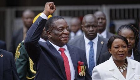Появилось видео взрыва бомбы под президентом Зимбабве