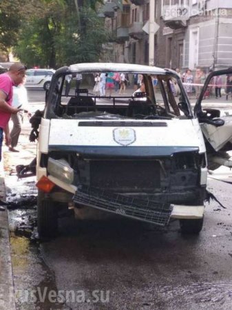 В Днепропетровской области взорвалась машина с депутатом (ФОТО, ВИДЕО)