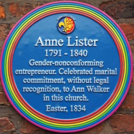 Жители Йорка посчитали мемориал лесбиянке XIX века «слишком скромным»