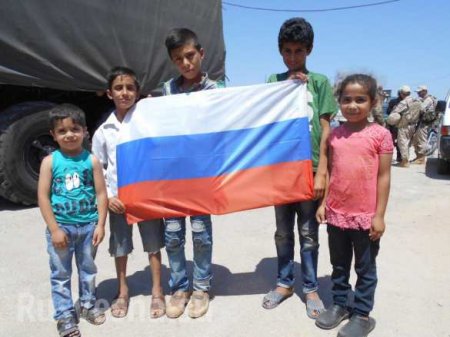 Сирия: Российский флаг в логове боевиков США (ФОТО)