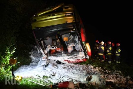Украинский автобус с детьми упал со склона в Польше: есть погибшие (ФОТО)