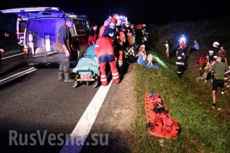 Украинский автобус с детьми упал со склона в Польше: есть погибшие (ФОТО)