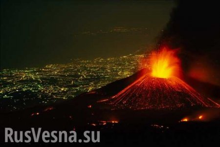 Реки горящей лавы: проснулся самый активный вулкан Европы (+ФОТО)