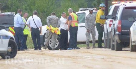 На военную базу в США рухнул самолет, есть жертвы (ФОТО)