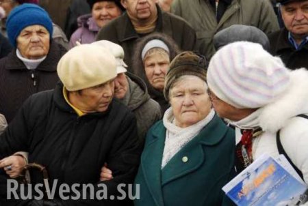 Средний долг российского пенсионера превысил 100 тысяч рублей