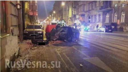 Протаранил 3 дома: Пьяный украинец устроил смертельное ДТП в Польше (ФОТО)
