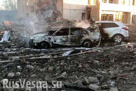 Последствия чудовщного взрыва на заводе под Петербургом: четверо погибших, спасатели разбирают завалы (ФОТО, ВИДЕО)