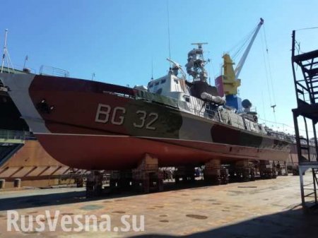 На Украине торжественно спустили на воду советский военный катер 60-х годов разработки (ФОТО)