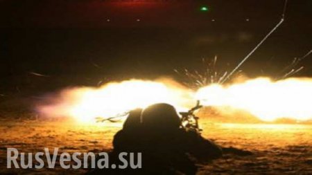 Горячий ночной бой: яркие кадры столкновения на Донбассе (ВИДЕО) 