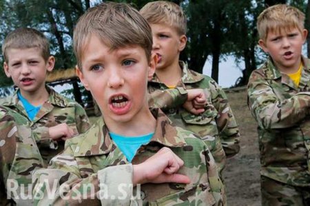 В кого прицелилась молодая украинская гвардия?