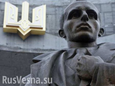 В Раде хотят вернуть Бандере звание героя Украины