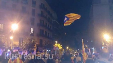 Европейское восстание теперь и в Испании — сепаратисты заблокировали центр Барселоны (ФОТО, ВИДЕО)