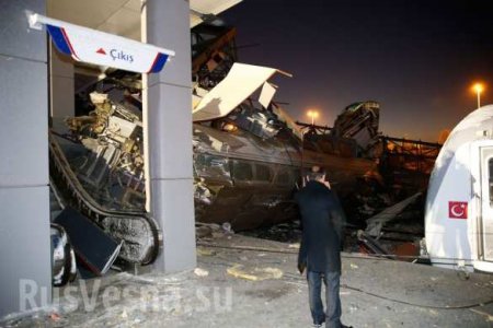 Страшная авария скоростного поезда в Турции, есть жертвы (ФОТО, ВИДЕО)