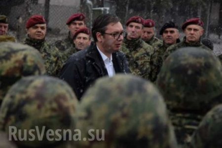 Угроза войны в Косово: Президент Сербии приехал на базу спецназа (ФОТО)
