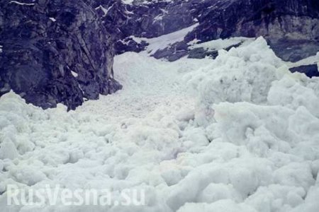 Сход лавины в Хабаровском крае, есть погибшие (ВИДЕО)