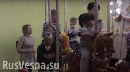 Для детей военнослужащих Армии ДНР организовали праздничный отдых (ВИДЕО)