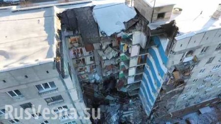 В Минстрое объяснили, почему пострадавший от взрыва дом в Магнитогорске надо разделить на два здания